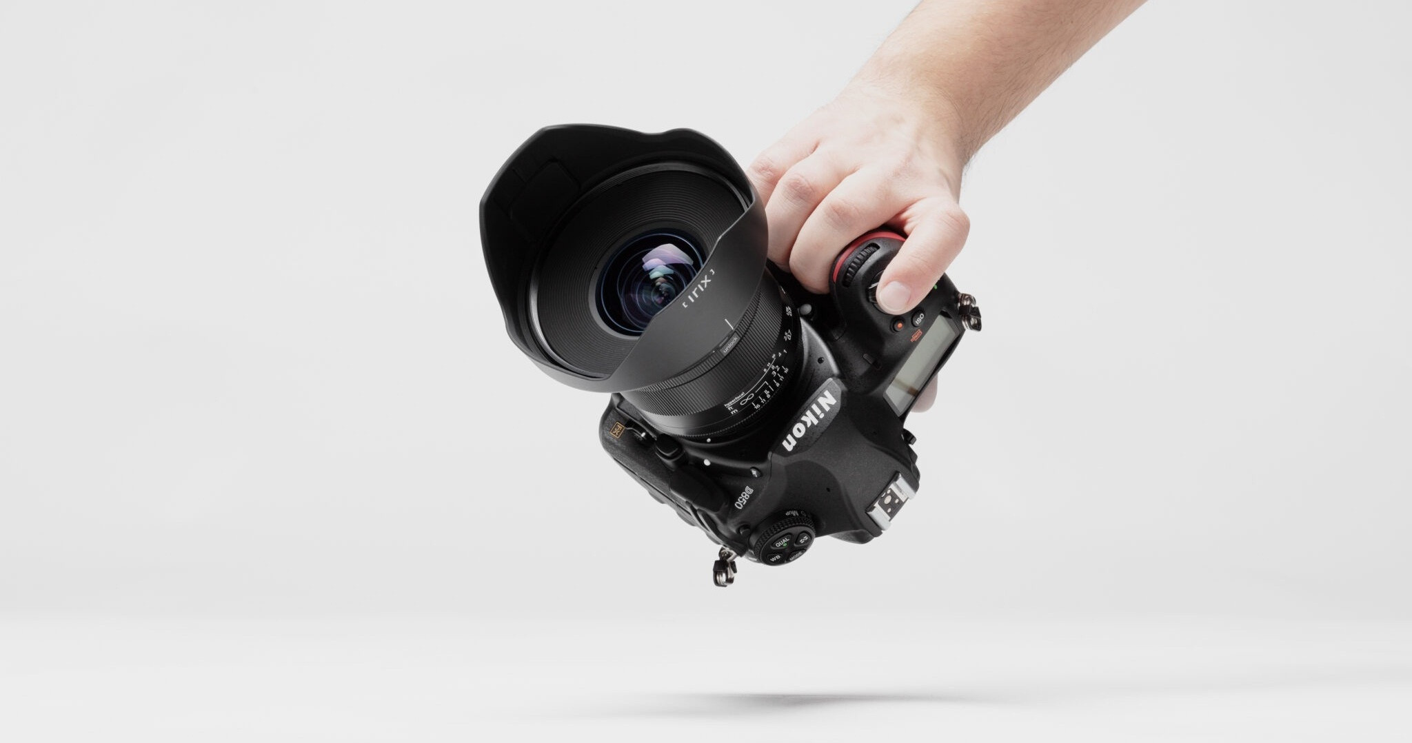 Firefly vs Blackstone – Quel objectif Irix est le plus adapté pour vous ?